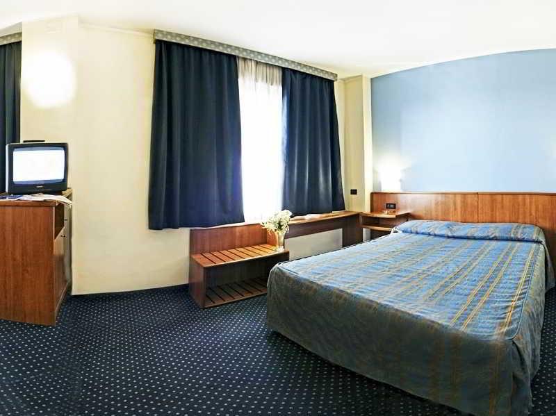 B&B Hotel Torino President מראה חיצוני תמונה