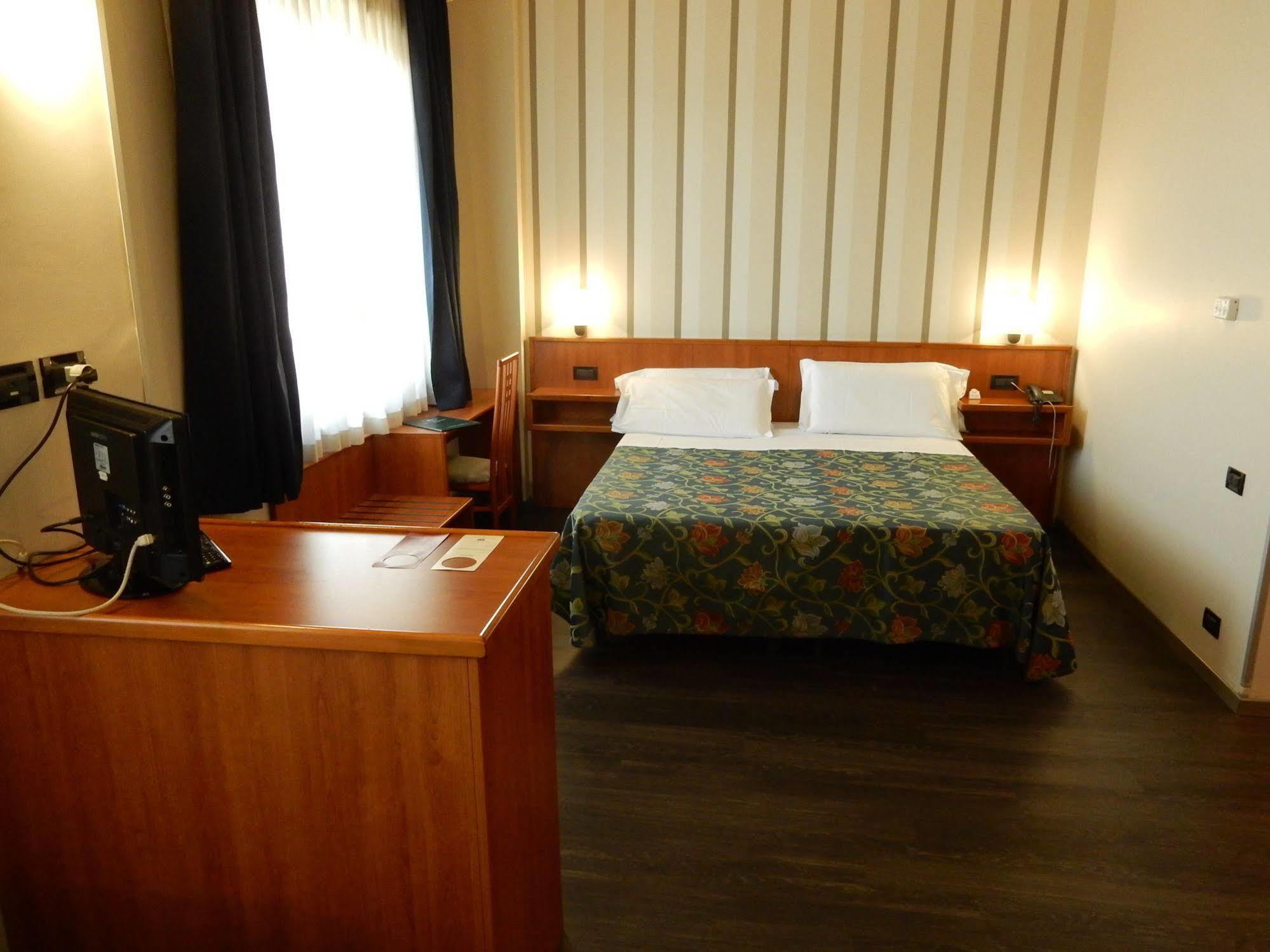 B&B Hotel Torino President מראה חיצוני תמונה